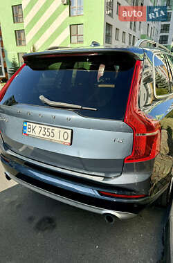 Внедорожник / Кроссовер Volvo XC90 2017 в 
