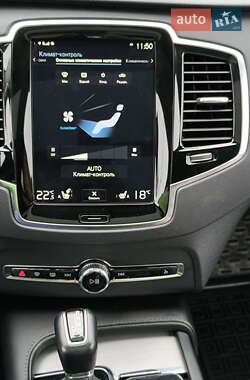 Внедорожник / Кроссовер Volvo XC90 2021 в 