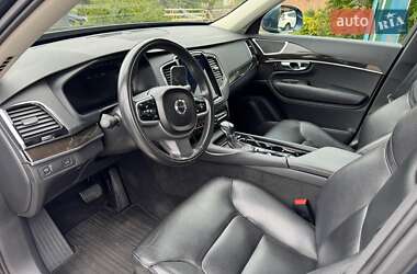 Внедорожник / Кроссовер Volvo XC90 2017 в 