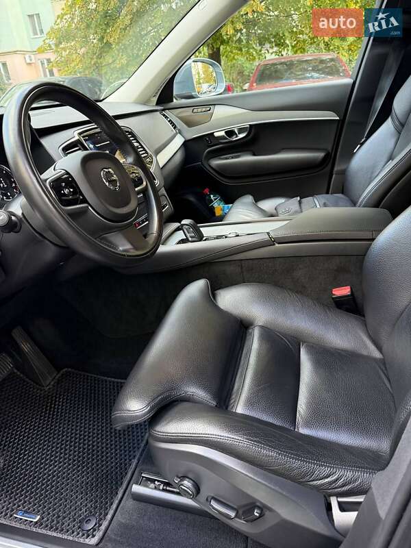 Внедорожник / Кроссовер Volvo XC90 2020 в Полтаве