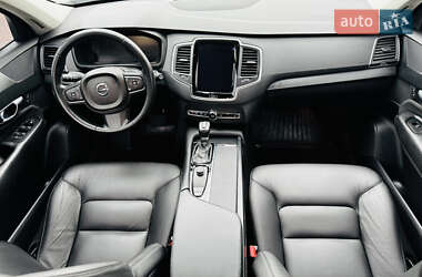 Внедорожник / Кроссовер Volvo XC90 2017 в 