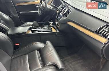 Внедорожник / Кроссовер Volvo XC90 2016 в 