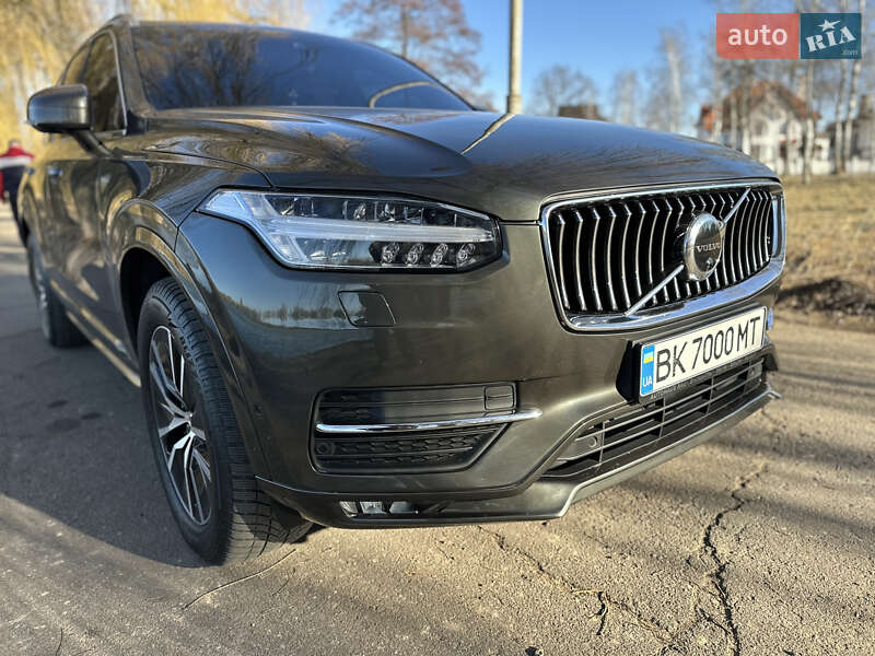 Внедорожник / Кроссовер Volvo XC90 2021 в Ровно
