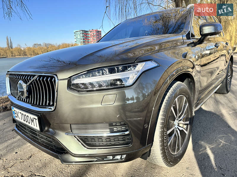 Внедорожник / Кроссовер Volvo XC90 2021 в Ровно