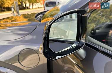 Внедорожник / Кроссовер Volvo XC90 2022 в 