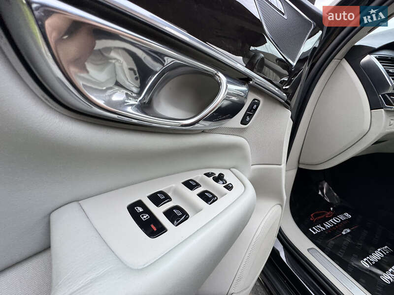 Внедорожник / Кроссовер Volvo XC90 2016 в Киеве фото 9 Внедорожник / Кроссовер Volvo XC90 2016 в Киеве