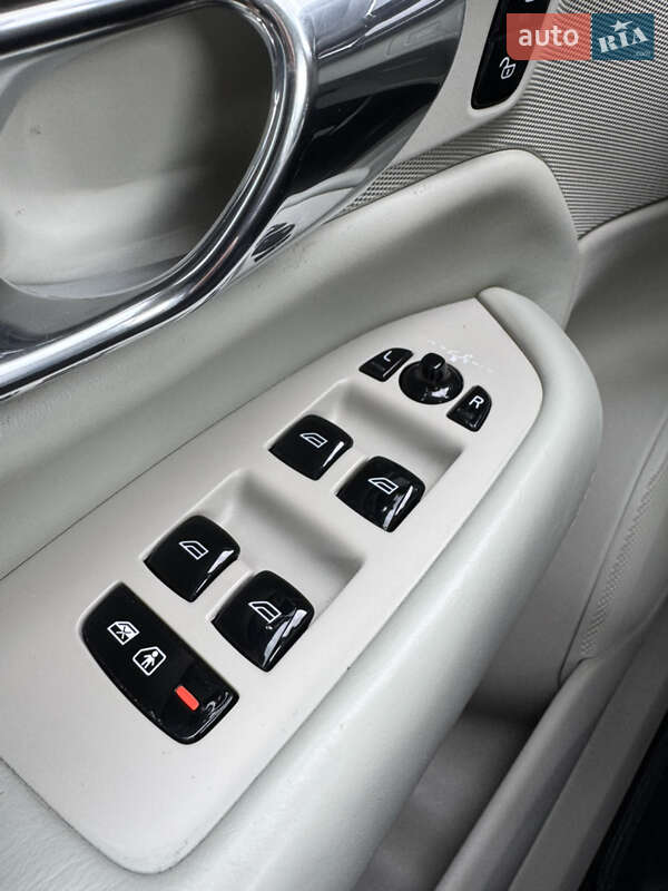 Внедорожник / Кроссовер Volvo XC90 2016 в Киеве фото 39 Внедорожник / Кроссовер Volvo XC90 2016 в Киеве