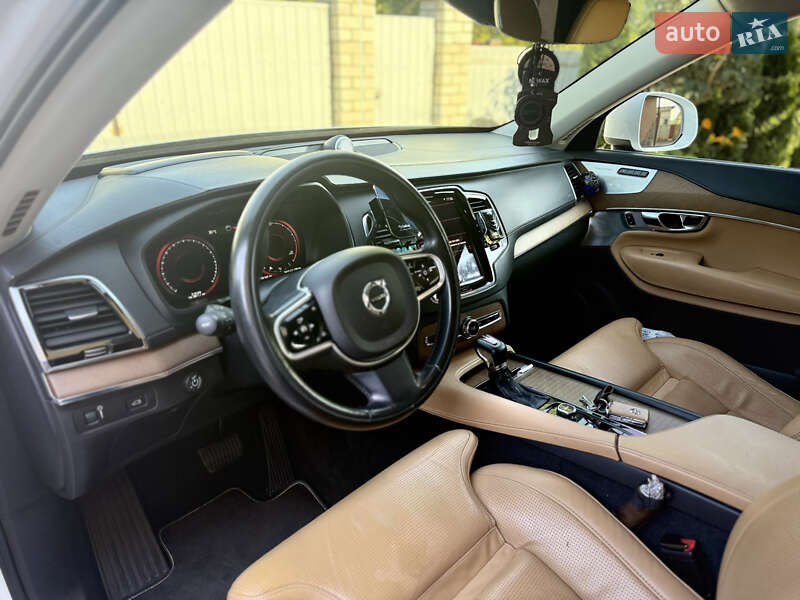 Внедорожник / Кроссовер Volvo XC90 2016 в Ровно фото 17 Внедорожник / Кроссовер Volvo XC90 2016 в Ровно