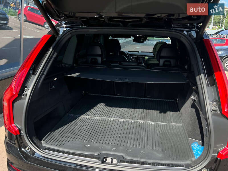 Внедорожник / Кроссовер Volvo XC90 2020 в Киеве