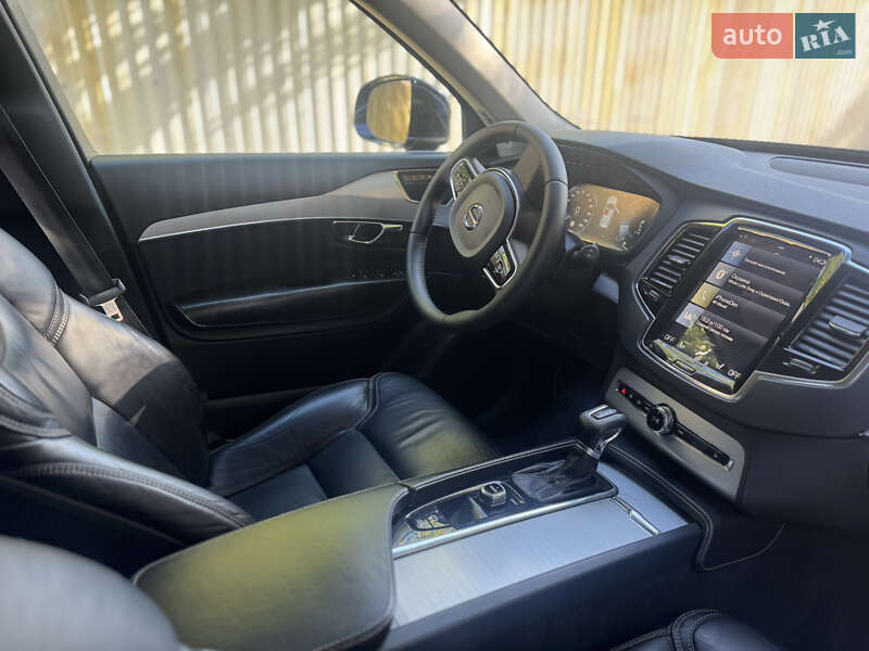 Внедорожник / Кроссовер Volvo XC90 2015 в Киеве