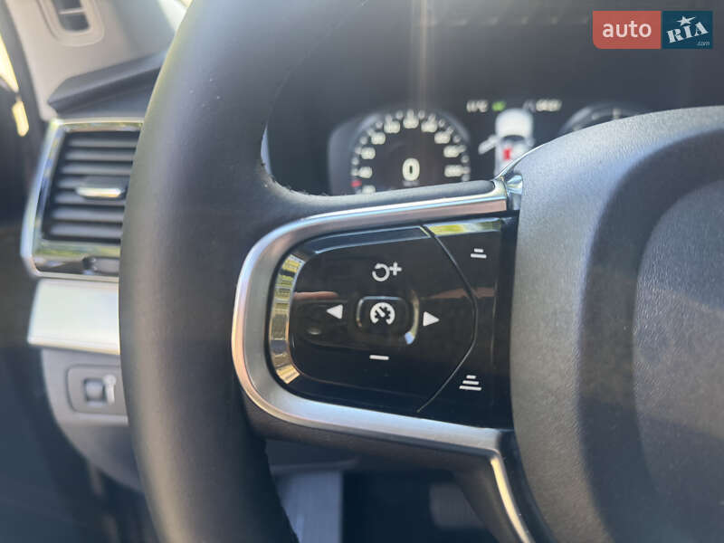 Внедорожник / Кроссовер Volvo XC90 2015 в Киеве