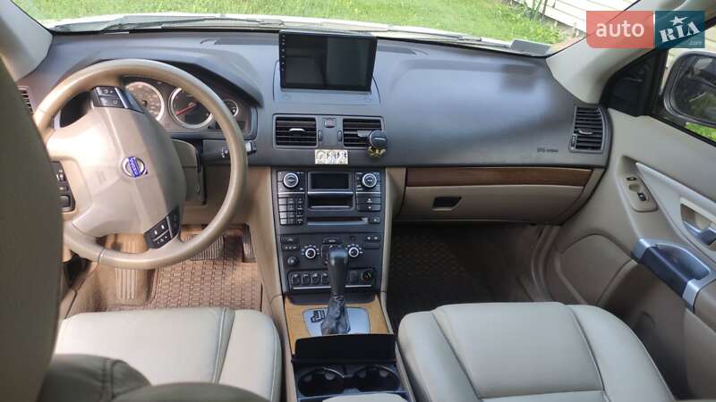 Внедорожник / Кроссовер Volvo XC90 2010 в Львове