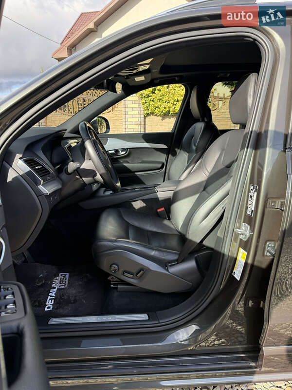 Позашляховик / Кросовер Volvo XC90 2017 в Івано-Франківську