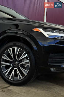Внедорожник / Кроссовер Volvo XC90 2021 в 
