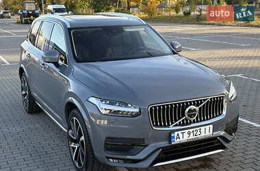 Внедорожник / Кроссовер Volvo XC90 2022 в 