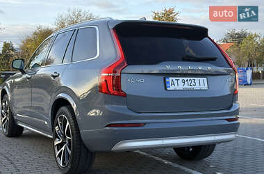 Внедорожник / Кроссовер Volvo XC90 2022 в 