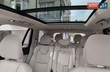 Позашляховик / Кросовер Volvo XC90 2015 в  фото 8 Позашляховик / Кросовер Volvo XC90 2015 в