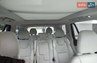Позашляховик / Кросовер Volvo XC90 2015 в  фото 13 Позашляховик / Кросовер Volvo XC90 2015 в