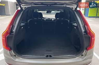 Позашляховик / Кросовер Volvo XC90 2020 в  фото 14 Позашляховик / Кросовер Volvo XC90 2020 в