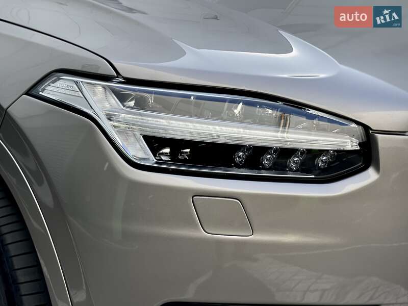 Внедорожник / Кроссовер Volvo XC90 2020 в Киеве