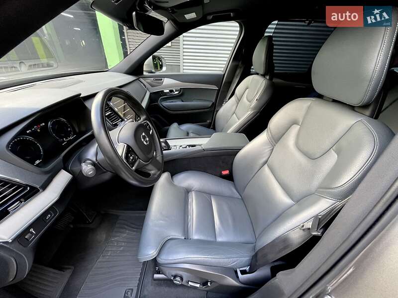 Внедорожник / Кроссовер Volvo XC90 2020 в Киеве