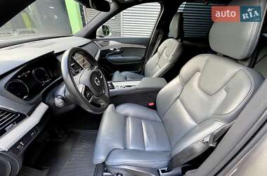 Позашляховик / Кросовер Volvo XC90 2020 в  фото 26 Позашляховик / Кросовер Volvo XC90 2020 в