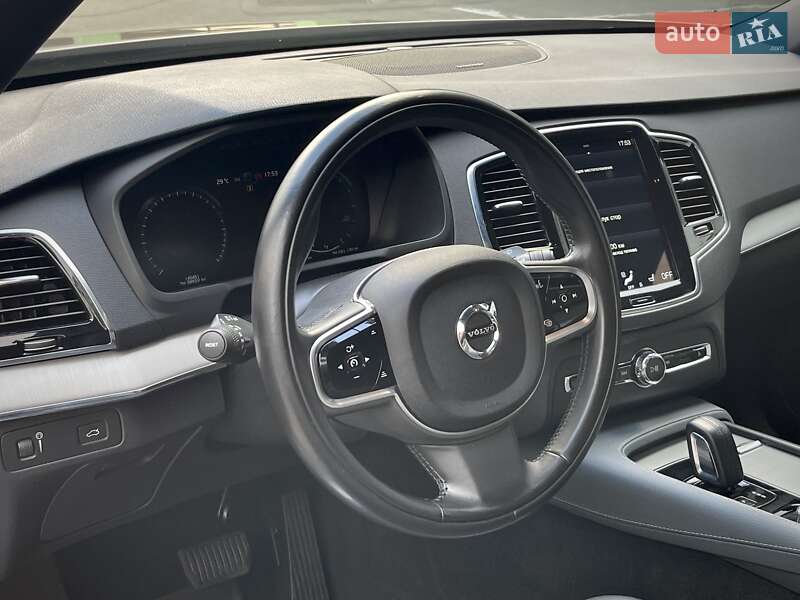 Внедорожник / Кроссовер Volvo XC90 2020 в Киеве