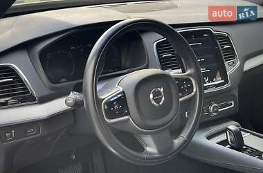 Позашляховик / Кросовер Volvo XC90 2020 в  фото 29 Позашляховик / Кросовер Volvo XC90 2020 в
