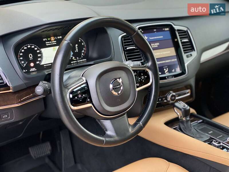 Внедорожник / Кроссовер Volvo XC90 2015 в Киеве
