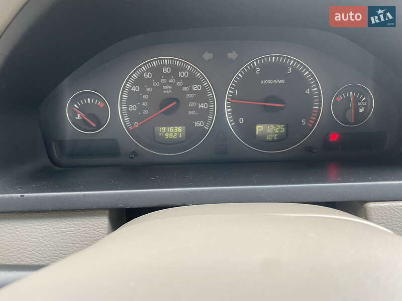 Позашляховик / Кросовер Volvo XC90 2004 в Бердичеві фото 7 Позашляховик / Кросовер Volvo XC90 2004 в Бердичеві