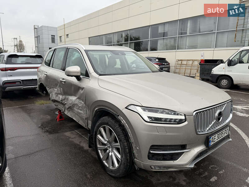 Позашляховик / Кросовер Volvo XC90 2016 в Києві