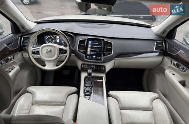 Внедорожник / Кроссовер Volvo XC90 2016 в 