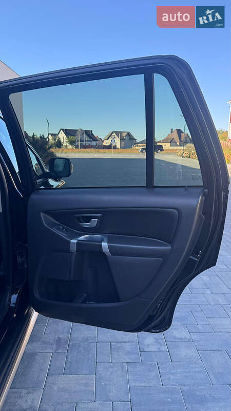 Позашляховик / Кросовер Volvo XC90 2011 в Луцьку