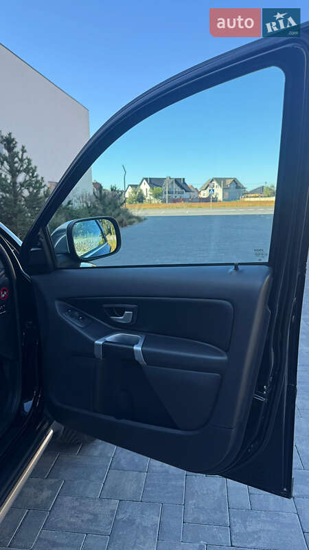 Позашляховик / Кросовер Volvo XC90 2011 в Луцьку