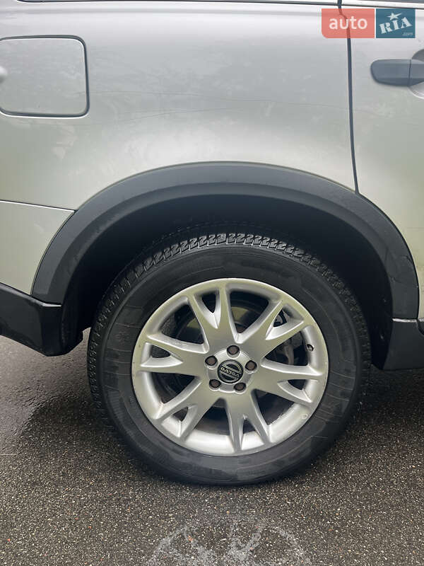 Внедорожник / Кроссовер Volvo XC90 2005 в Киеве