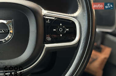 Внедорожник / Кроссовер Volvo XC90 2017 в 