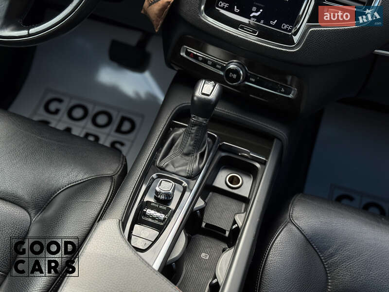 Позашляховик / Кросовер Volvo XC90 2017 в Одесі фото 36 Позашляховик / Кросовер Volvo XC90 2017 в Одесі