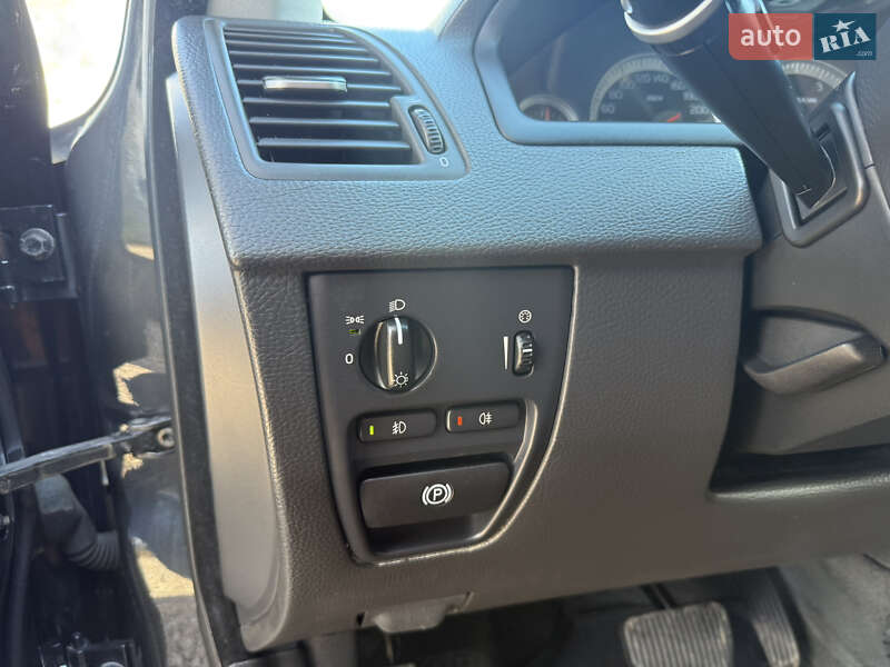 Внедорожник / Кроссовер Volvo XC90 2011 в Стрые