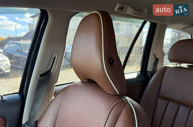 Внедорожник / Кроссовер Volvo XC90 2011 в 