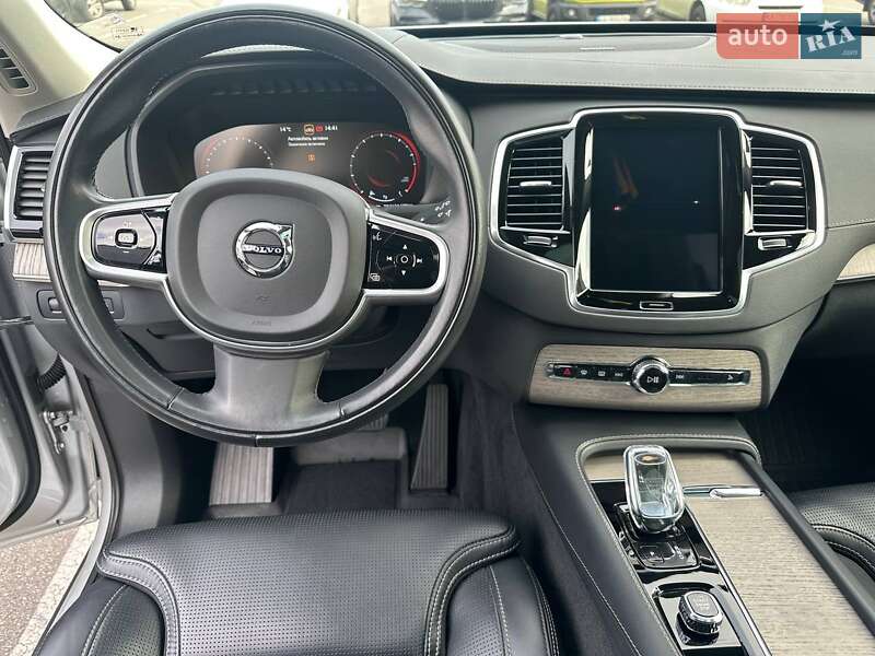 Позашляховик / Кросовер Volvo XC90 2021 в Києві фото 13 Позашляховик / Кросовер Volvo XC90 2021 в Києві