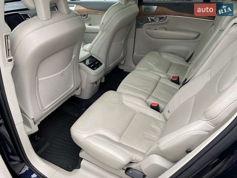 Позашляховик / Кросовер Volvo XC90 2015 в Києві фото 12 Позашляховик / Кросовер Volvo XC90 2015 в Києві