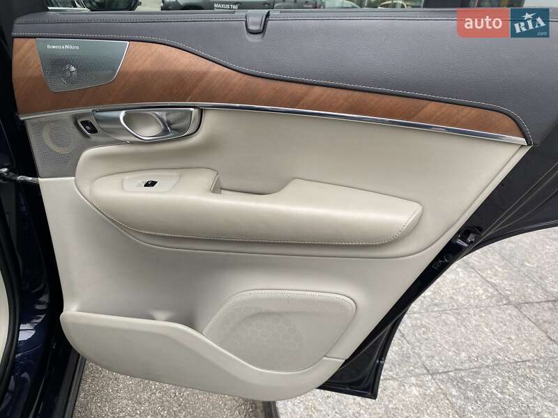 Позашляховик / Кросовер Volvo XC90 2015 в Києві фото 20 Позашляховик / Кросовер Volvo XC90 2015 в Києві