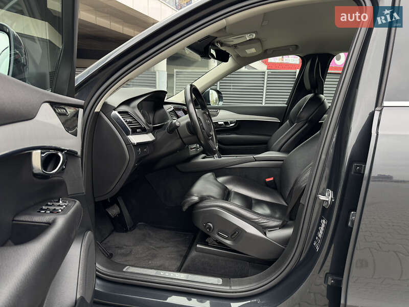 Внедорожник / Кроссовер Volvo XC90 2020 в Киеве