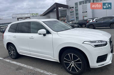Позашляховик / Кросовер Volvo XC90 2019 в  фото 6 Позашляховик / Кросовер Volvo XC90 2019 в