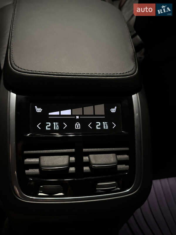 Внедорожник / Кроссовер Volvo XC90 2022 в Киеве фото 49 Внедорожник / Кроссовер Volvo XC90 2022 в Киеве