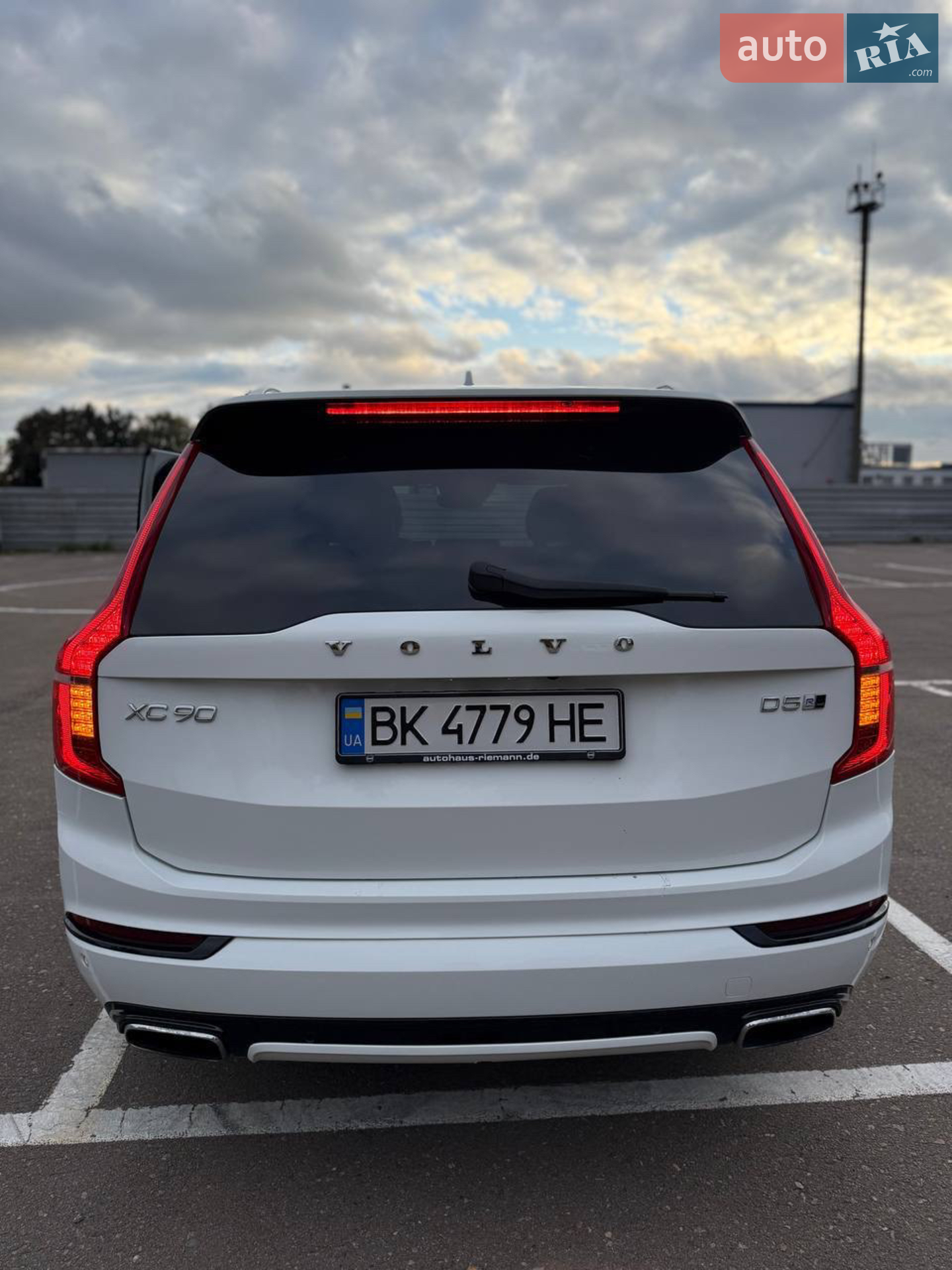 2017 Volvo XC90 - мініатюра 9