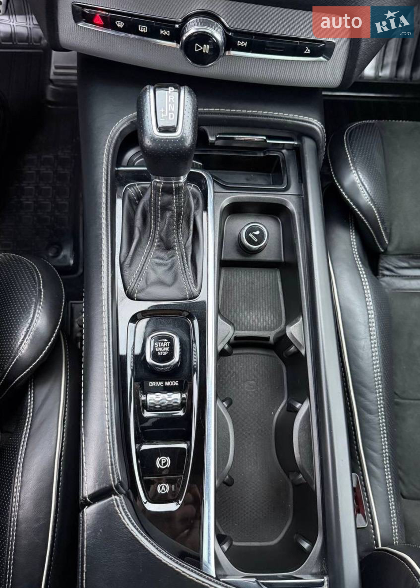 2017 Volvo XC90 - мініатюра 23