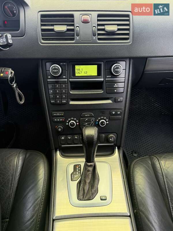 Внедорожник / Кроссовер Volvo XC90 2008 в Нововолынске фото 20 Внедорожник / Кроссовер Volvo XC90 2008 в Нововолынске