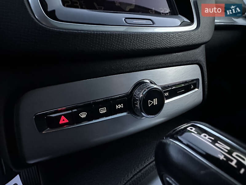 Внедорожник / Кроссовер Volvo XC90 2016 в Дрогобыче фото 32 Внедорожник / Кроссовер Volvo XC90 2016 в Дрогобыче