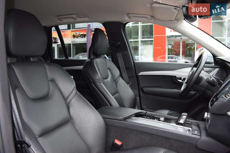 Внедорожник / Кроссовер Volvo XC90 2020 в Житомире фото 27 Внедорожник / Кроссовер Volvo XC90 2020 в Житомире